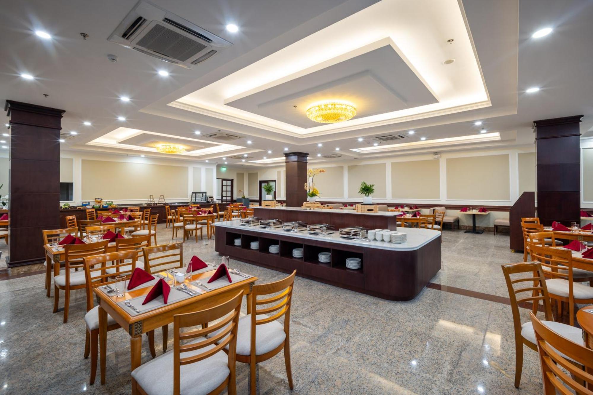 The Hub Hotel - Airport مدينة هوشي منه المظهر الخارجي الصورة